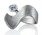 Preview: Ring "Diamond Wave" aus Platin mit Brillanten